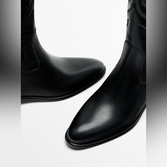NWT. Massimo Dutti Black Leather Embroidered Cowboy Boots. Size 8. - Picture 4 of 8